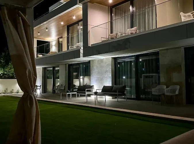 アパートホテル Gold Wave シオーフォク