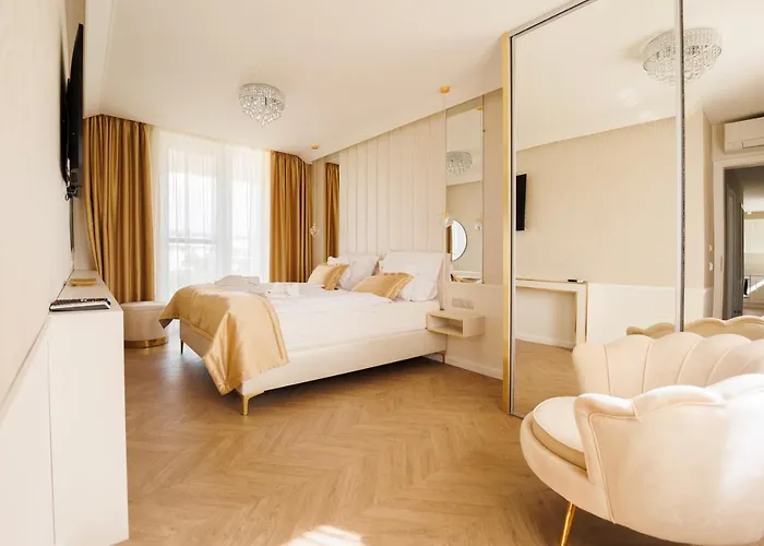 Aparthotel Gold Wave 5*