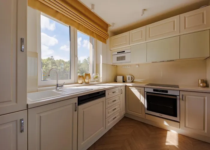 Gold Wave Aparthotel